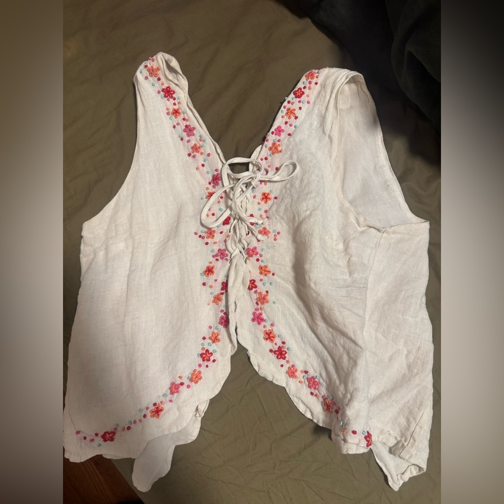 TACH Simone Hand-Embroidered Top - Picture 4 of 5
